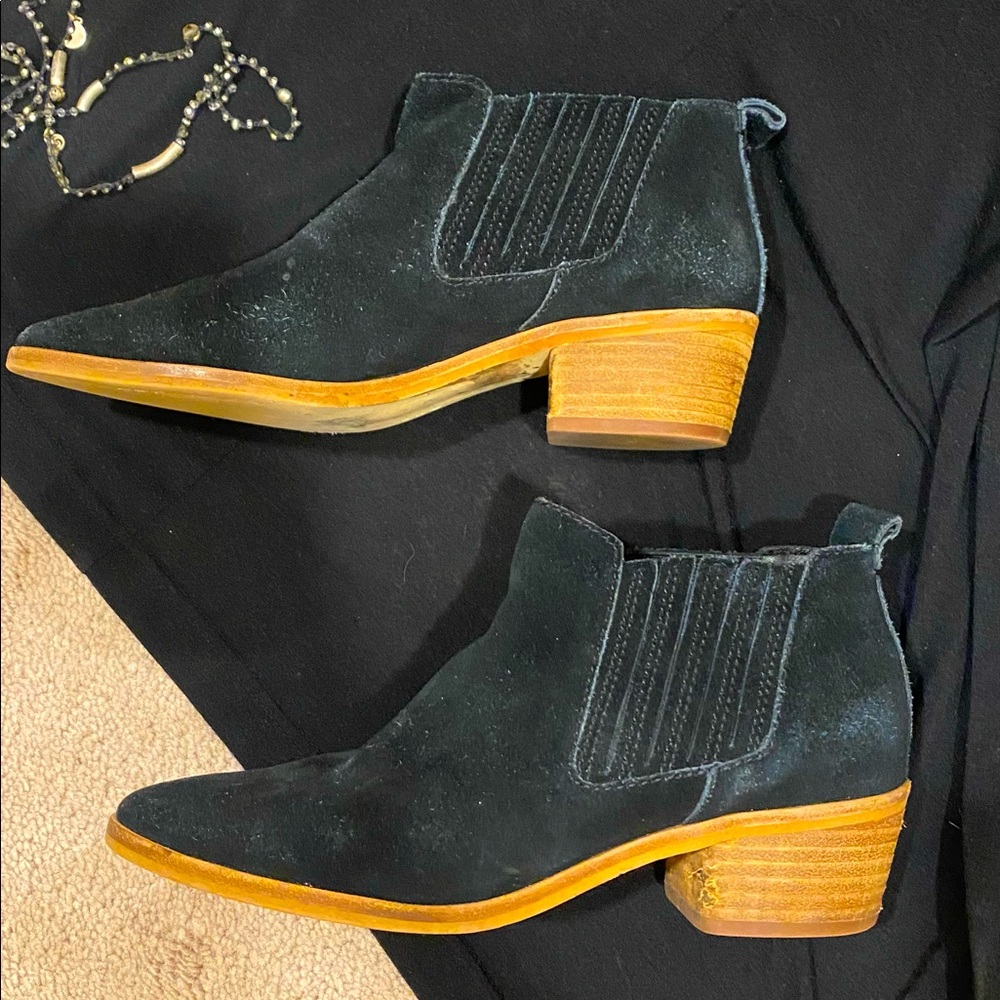 Dolce Vita Black Booties Size 7